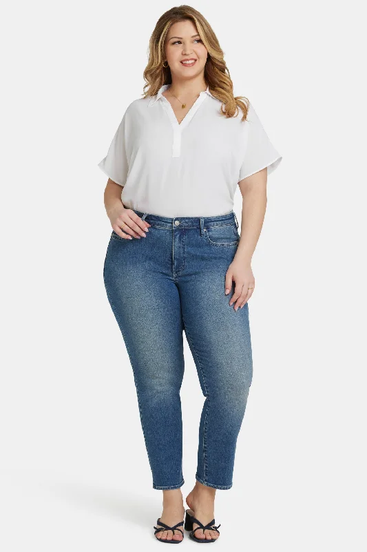 Sheri Slim Ankle Jeans In Plus Size - Clean Horizon